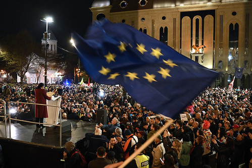 Géorgie : Entre Europe et Russie, le cœur balance